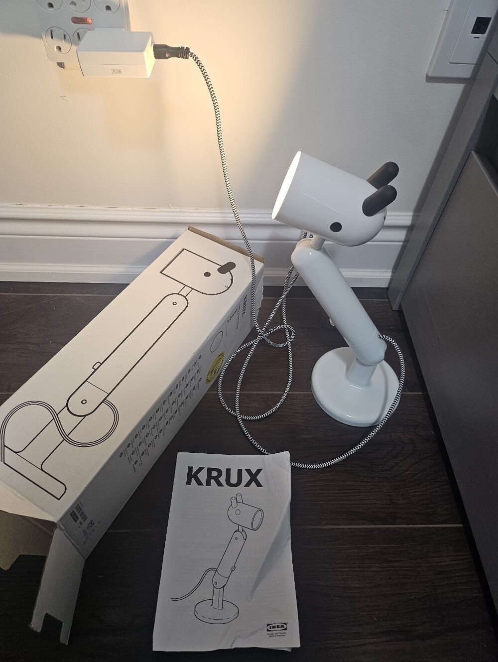 Ikea KRUX LED Desk LAMP